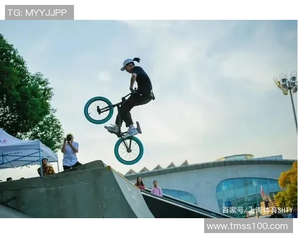 南京极限运动队在极限运动会上的精彩表现与力量解析